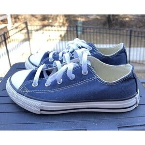 Converse Chuck Taylor All Star 3J237 Low Navy Blue Youth Size 2 NWOT (NO BOX)